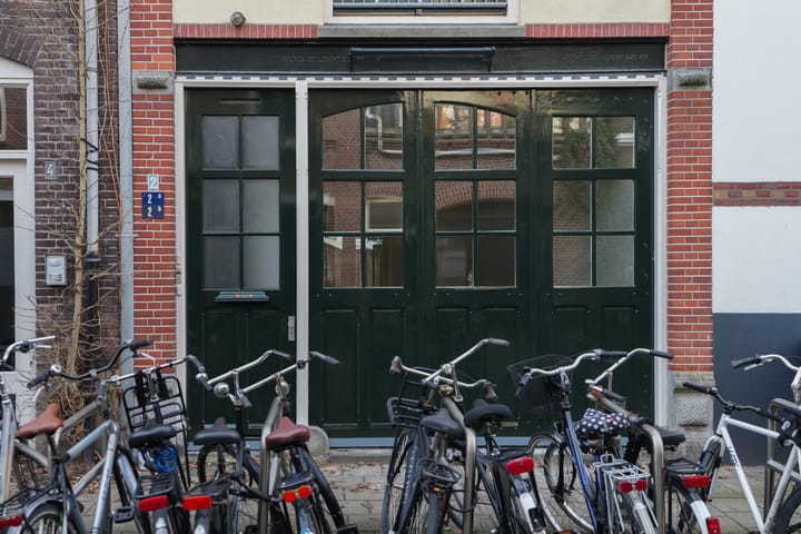 Foto 2 van Sweersstraat 2