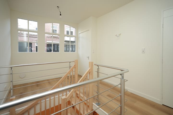 Foto 3 van Sweersstraat 2