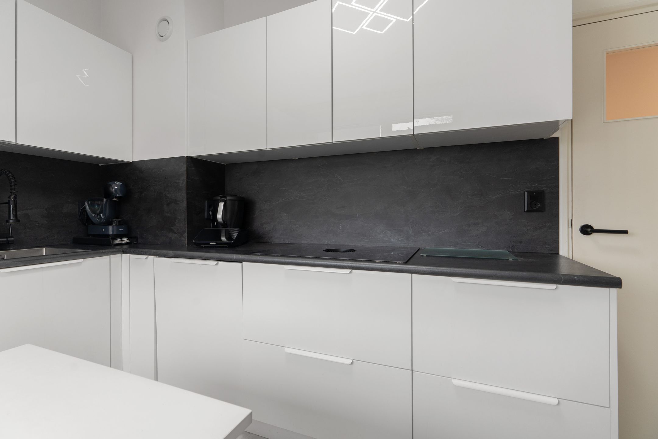 Photo 18 of van der Werffstraat 300