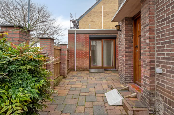 Foto 8 van Sint Lambertusstraat 1