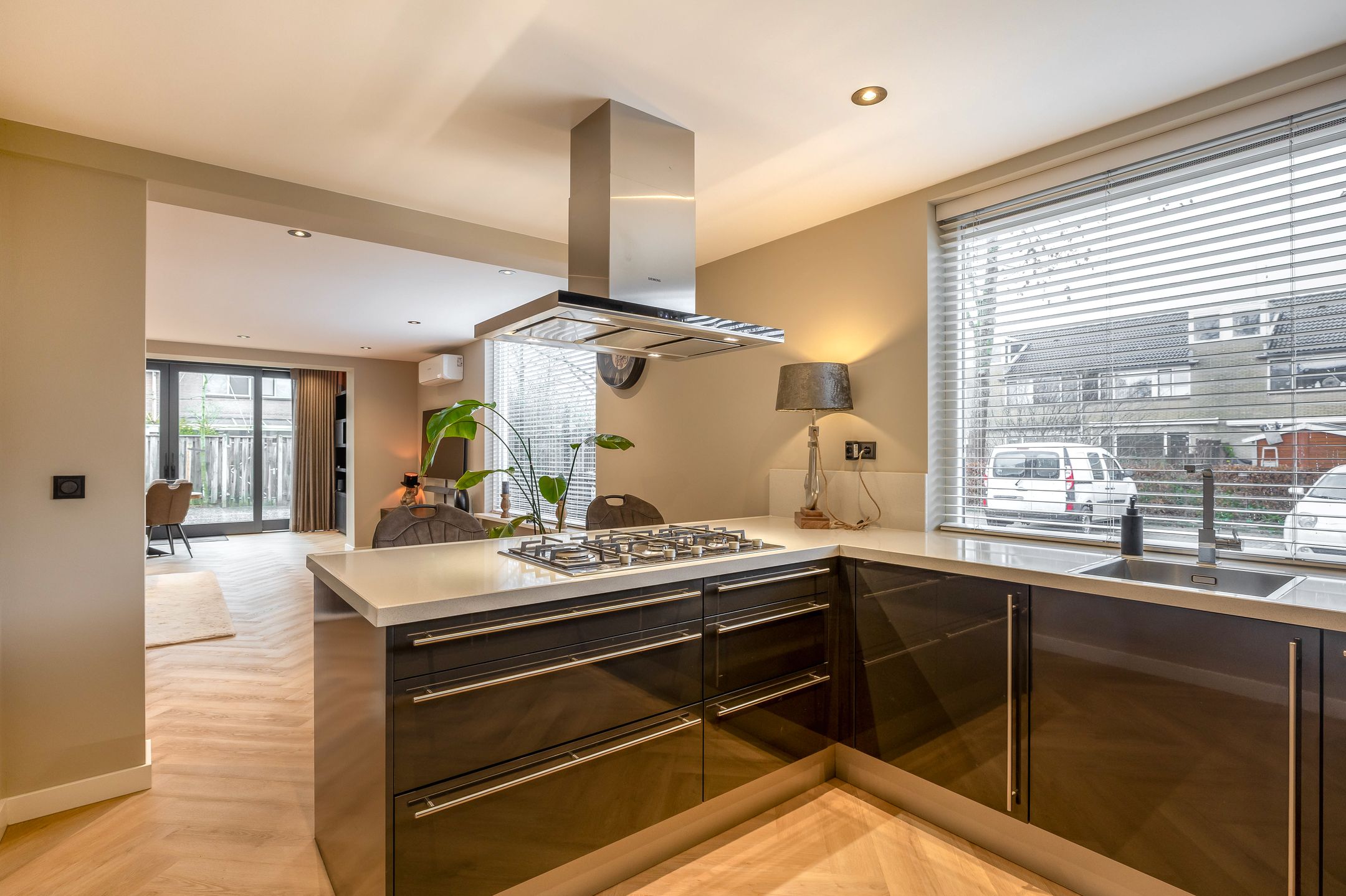 Foto 12 van Bernhardplaats 16