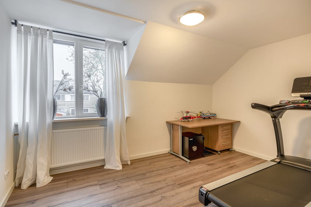 Foto 23 van Bernhardplaats 16