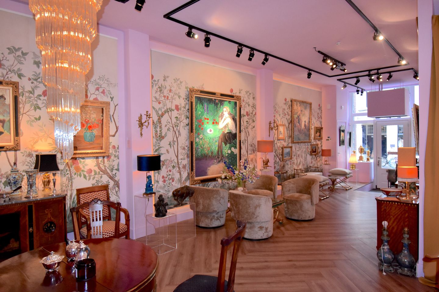 View photo 2 of Oudkerkhof 28