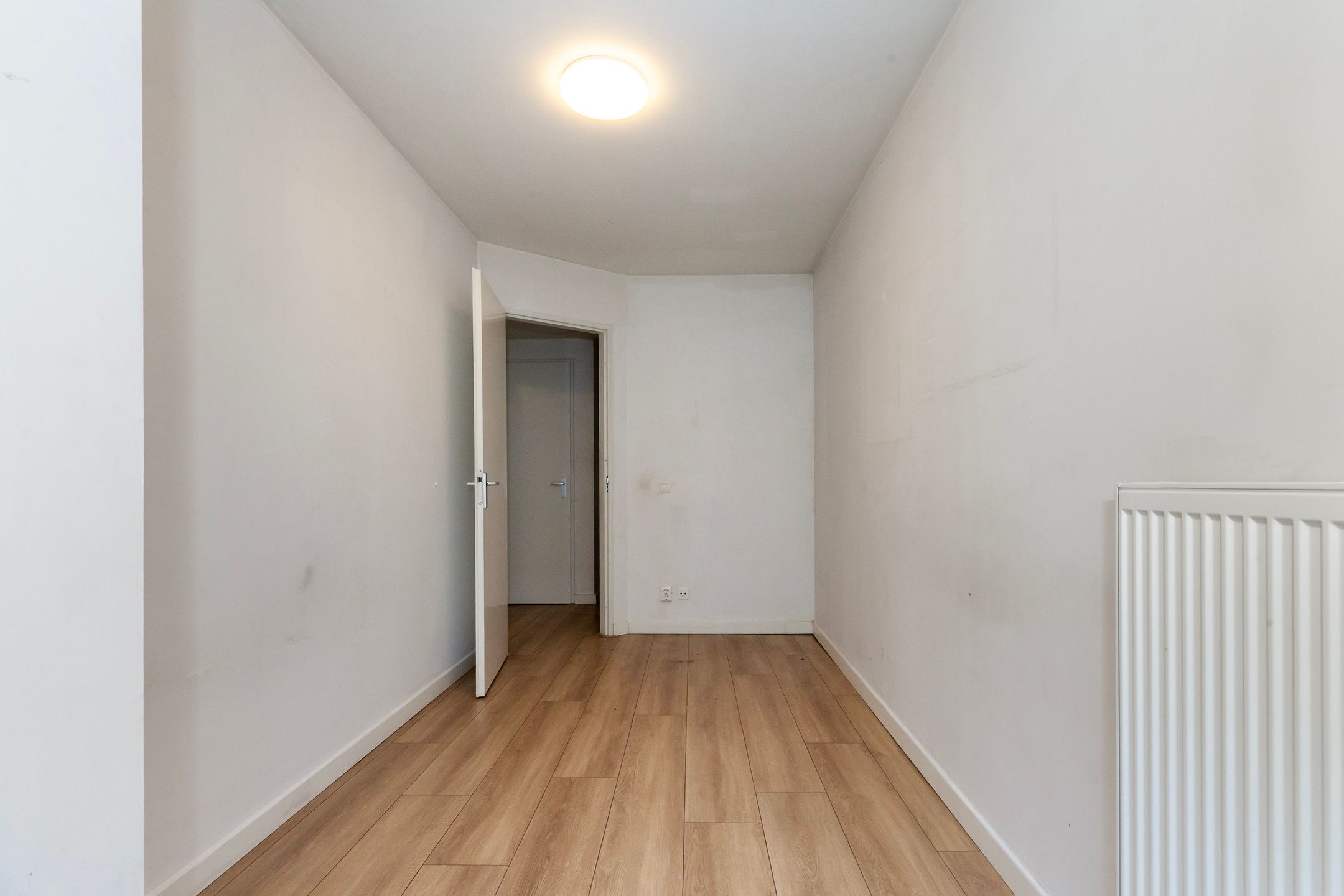 Foto 24 van Katendrechtse Lagedijk 143-A