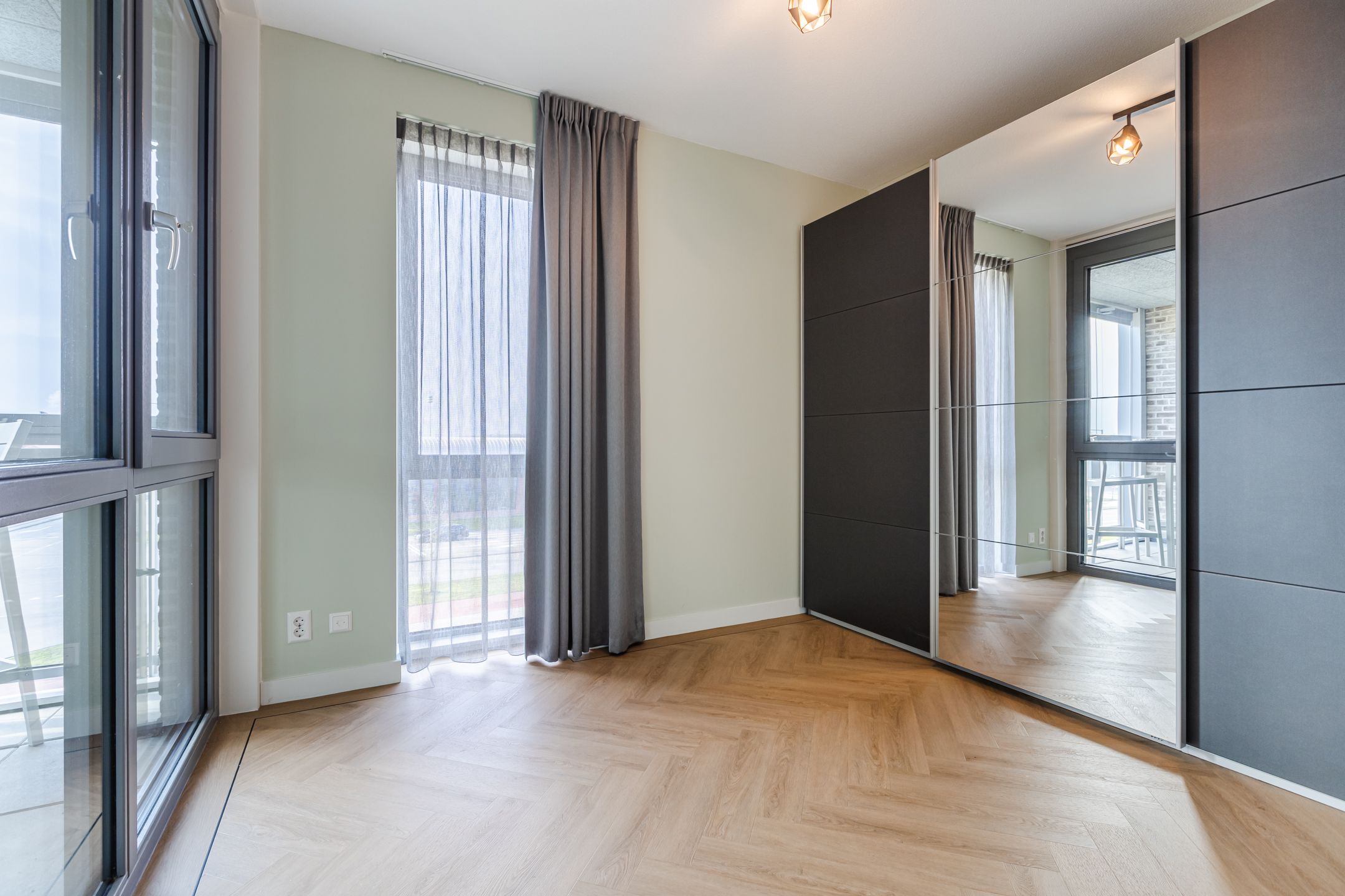 Photo 12 of Colognekaai 4