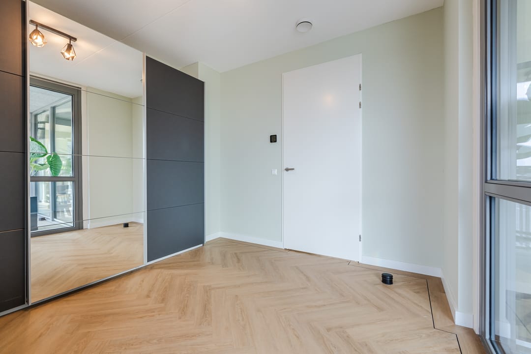 Photo 13 of Colognekaai 4