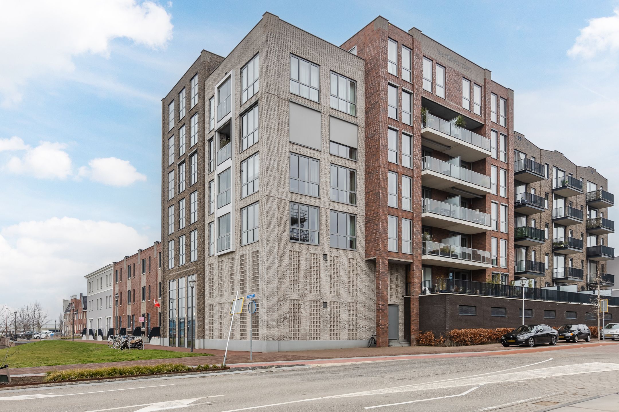 Photo 36 of Colognekaai 4