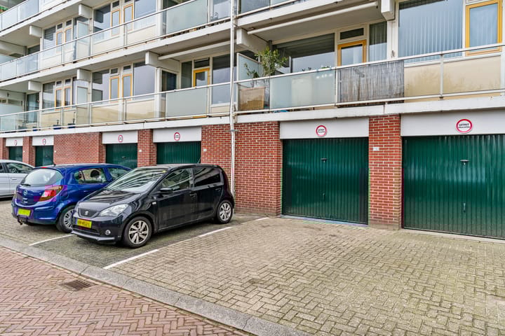 Foto 36 van Merelstraat 230