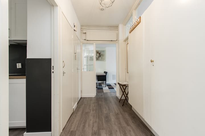 Foto 2 van Pastoor van Thiellaan 63