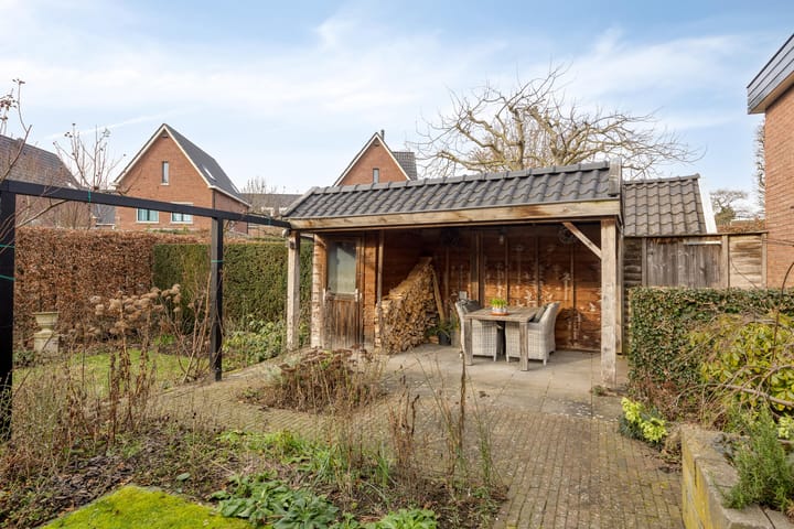 Photo 36 of Prins Bernhardlaan 31