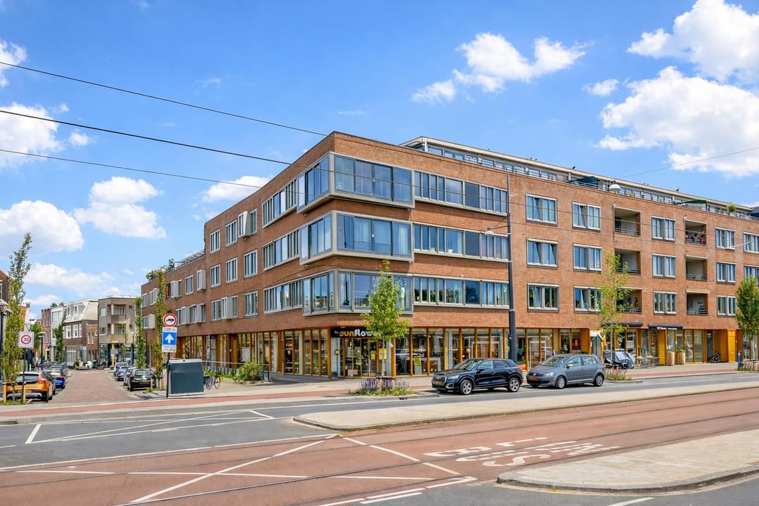 Photo 1 of Ouddiemerlaan 4-G