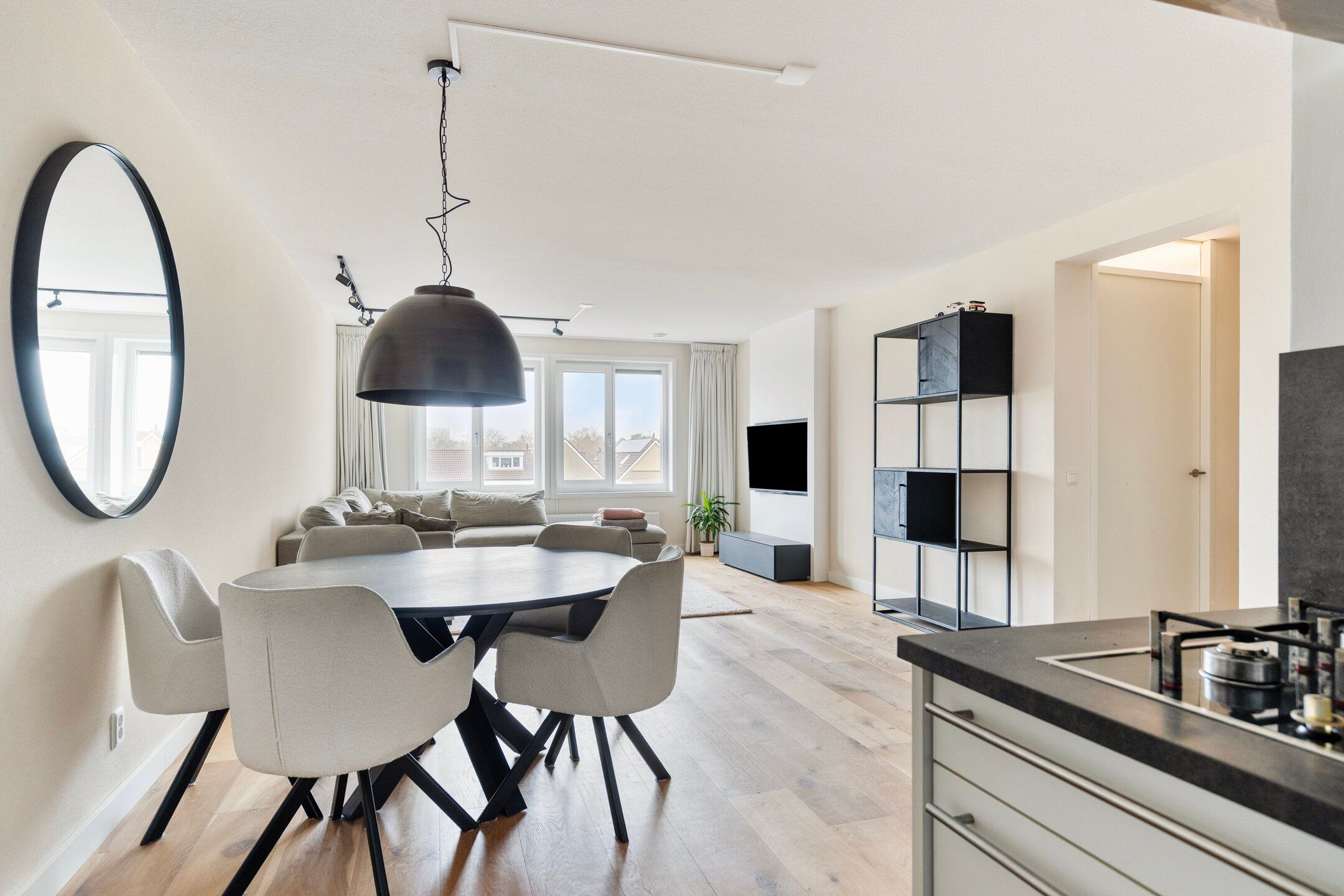 Photo 9 of Ouddiemerlaan 4-G