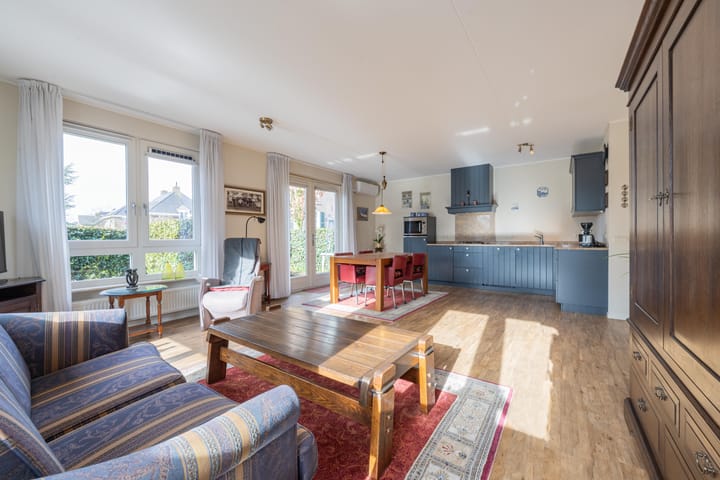 Photo 10 of Zandstraat 132-02