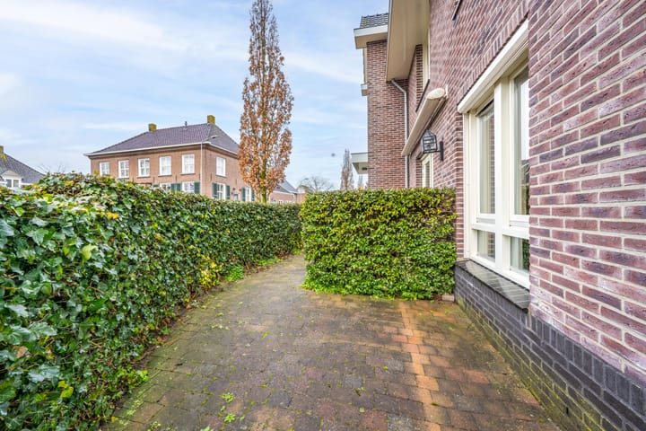 Photo 24 of Zandstraat 132-02