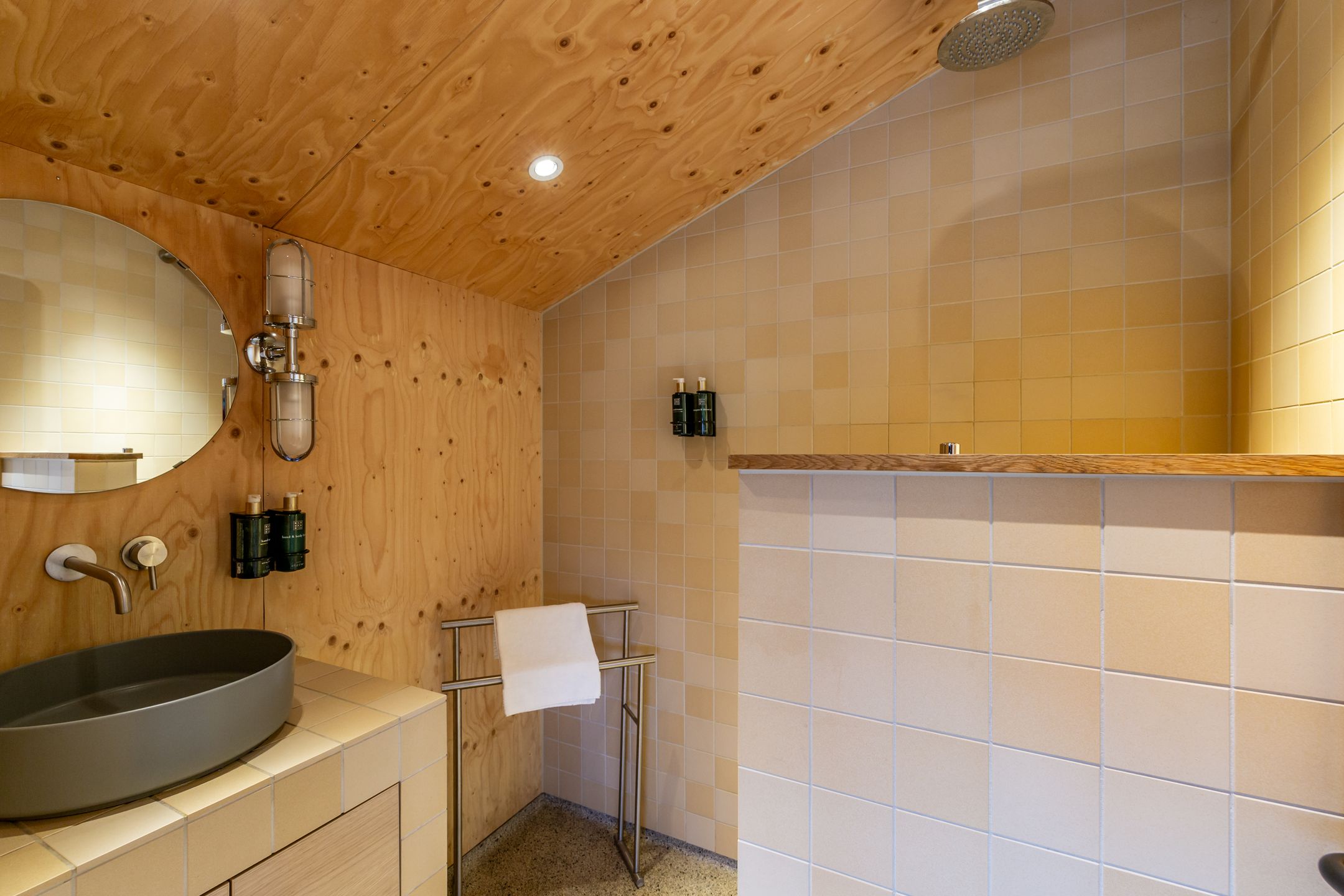 Photo 18 of Tom Schreursweg 18-34