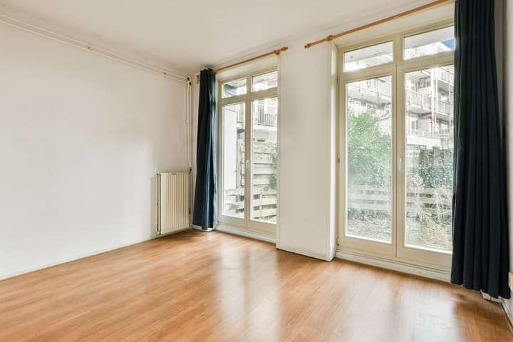 Photo 9 of Postjeskade 7-H