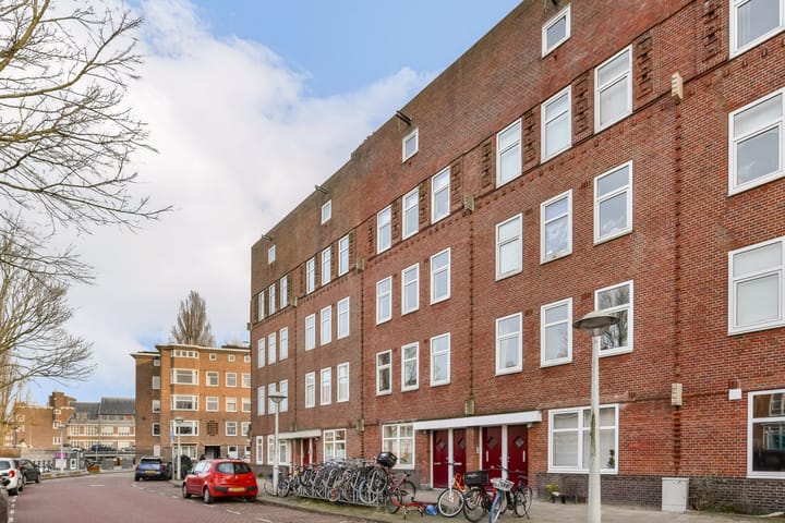 Photo 2 of Postjeskade 7-H