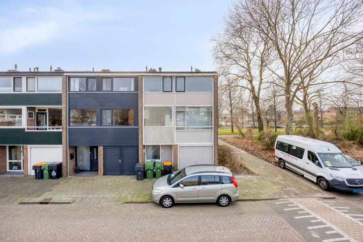 Photo 2 of J. van de Veldelaan 88