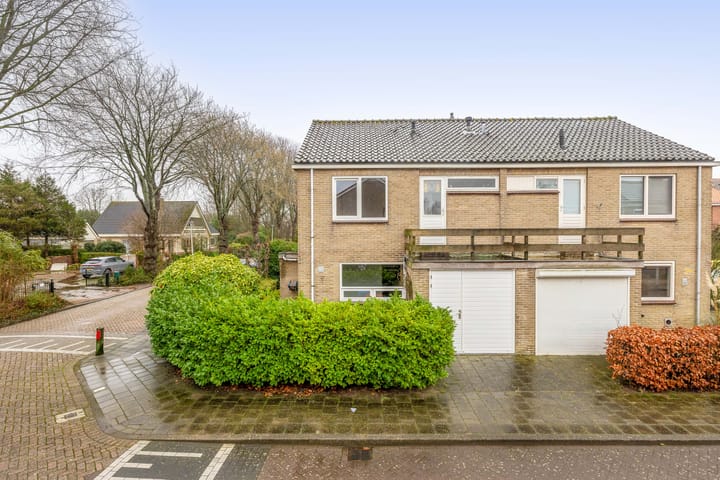 Foto 5 van Alexander Verhuellstraat 33