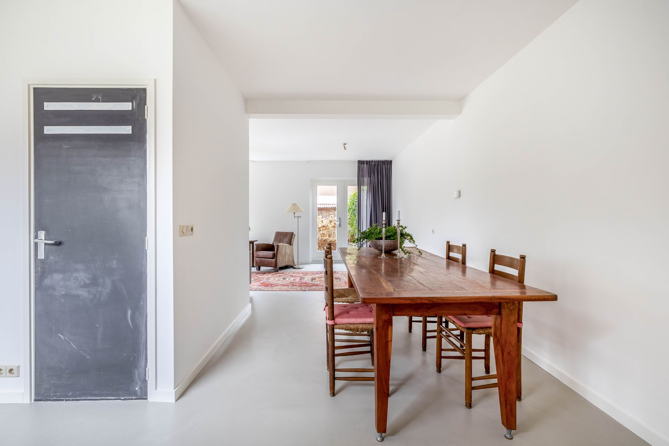 Foto 15 van Alexander Verhuellstraat 33