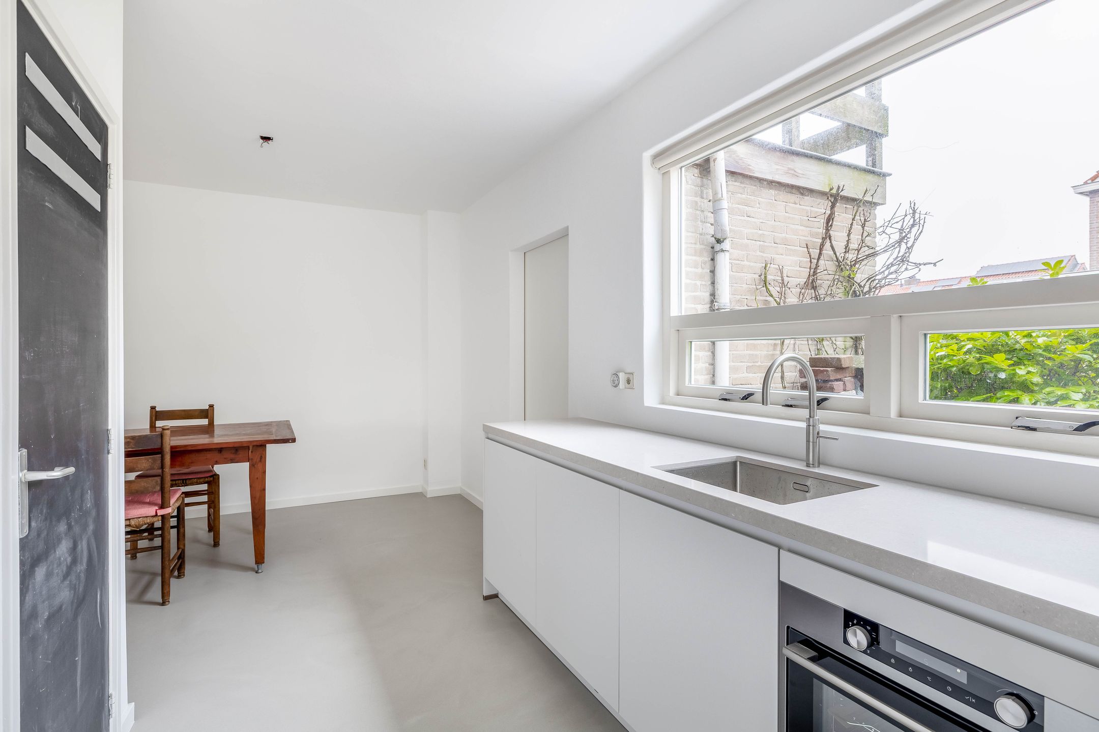 Foto 18 van Alexander Verhuellstraat 33