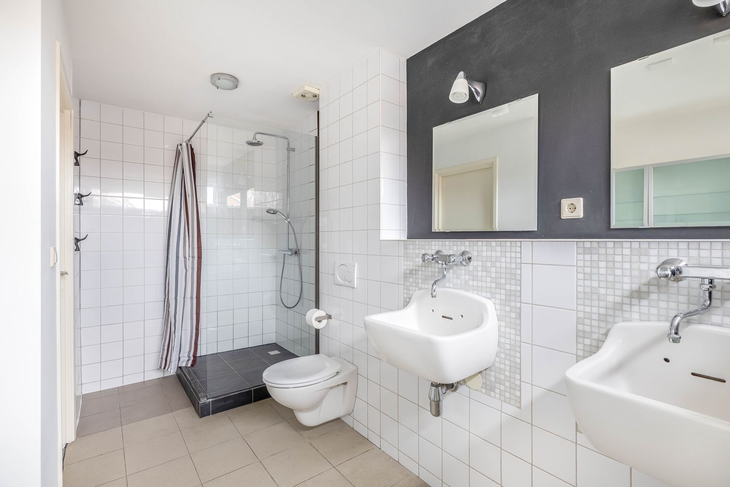 Foto 25 van Alexander Verhuellstraat 33