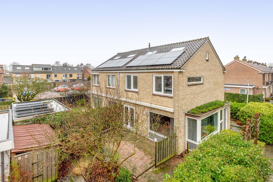 Foto 37 van Alexander Verhuellstraat 33