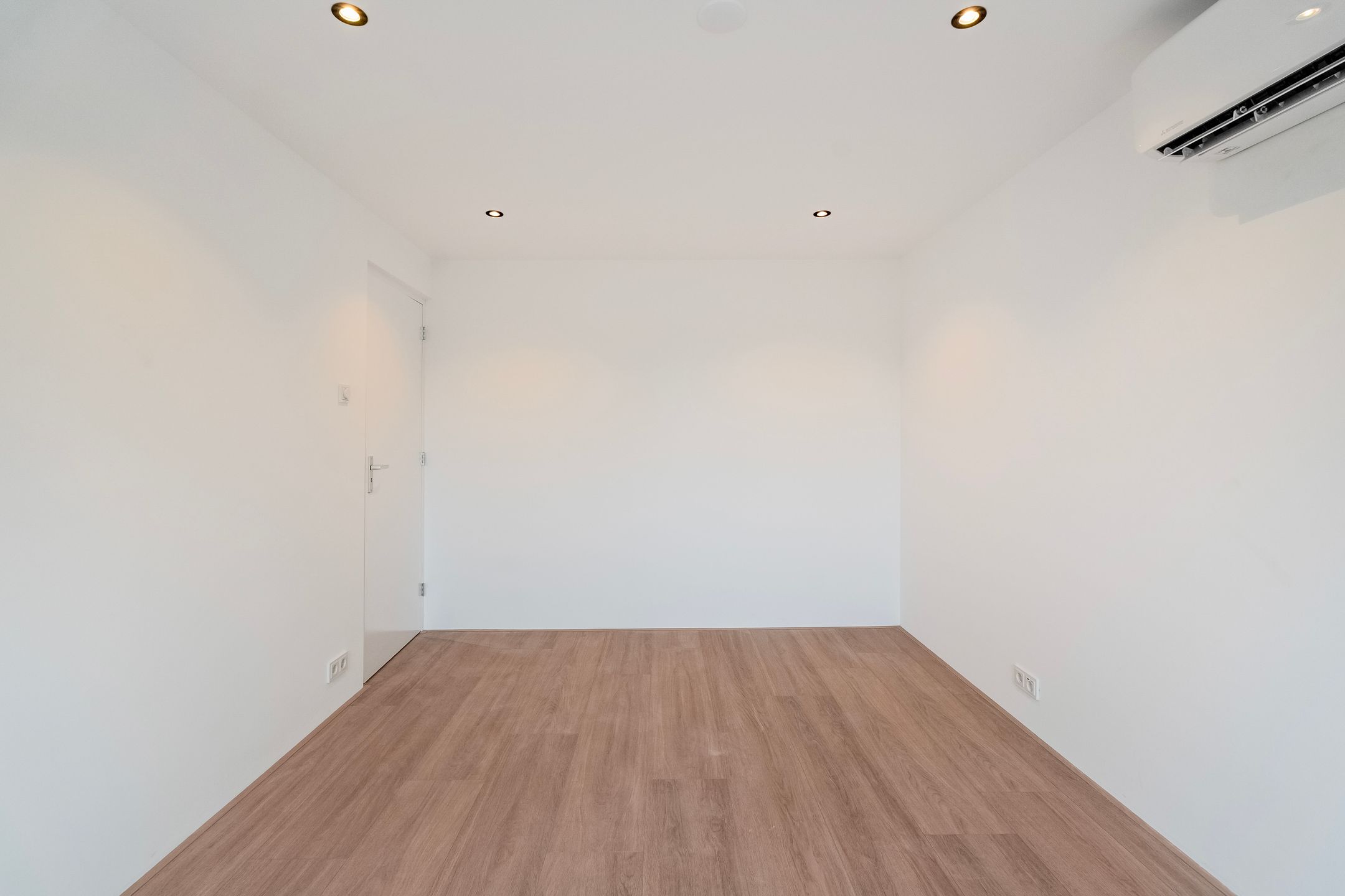 Photo 21 of Saturnusstraat 107