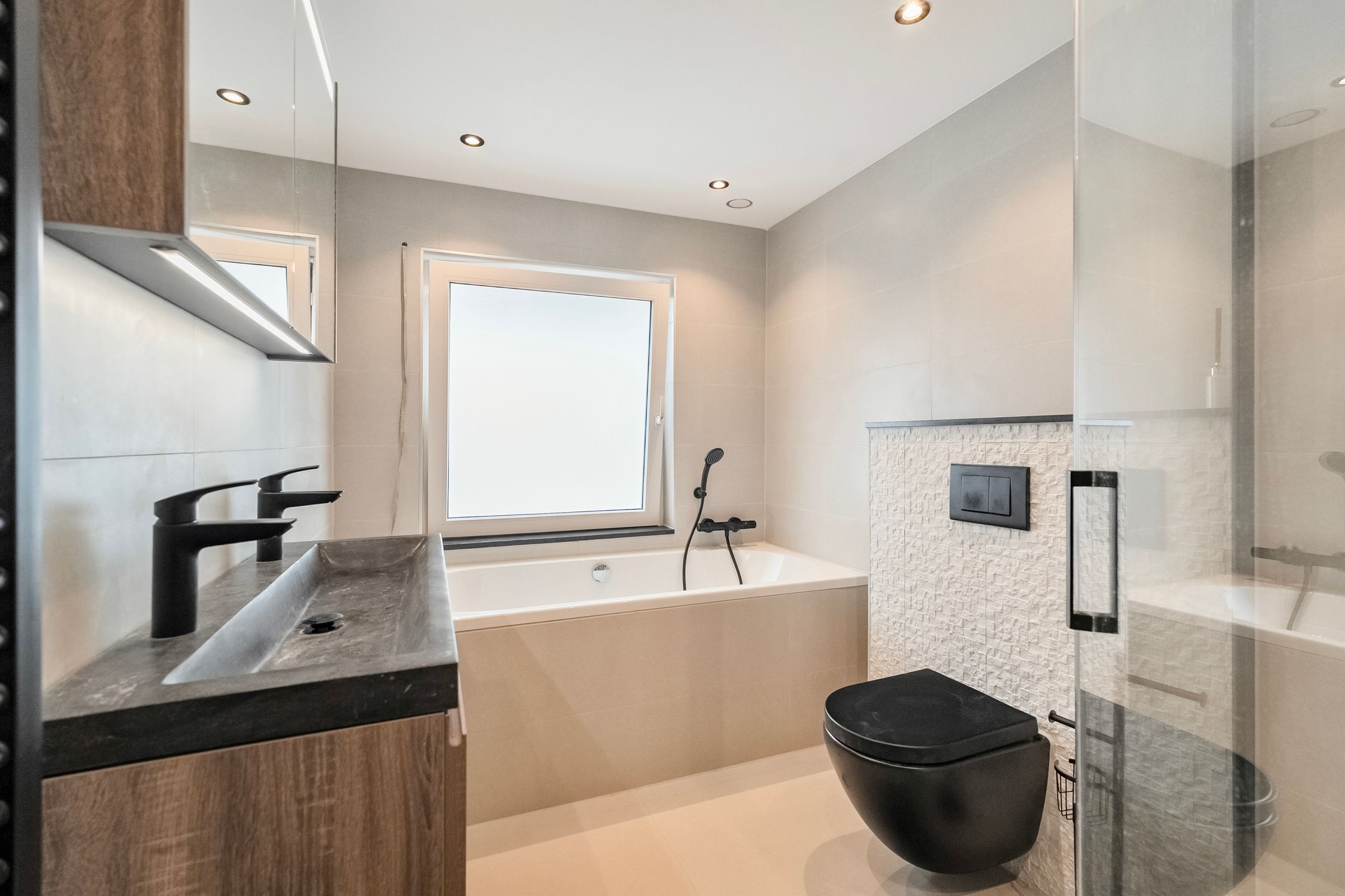Photo 24 of Saturnusstraat 107