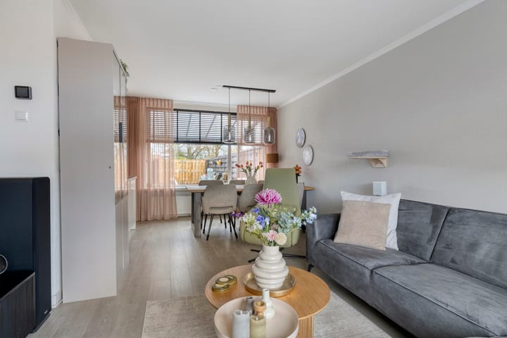 Photo 6 of Esdoornlaan 6