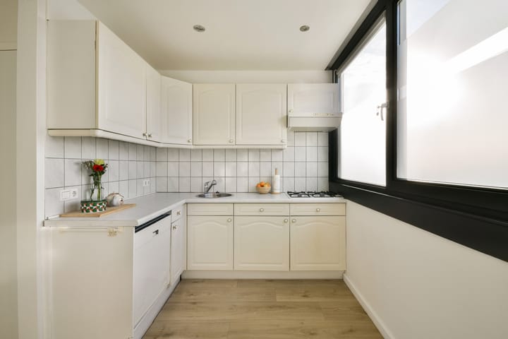 Photo 8 of Nicolaas Anslijnstraat 181