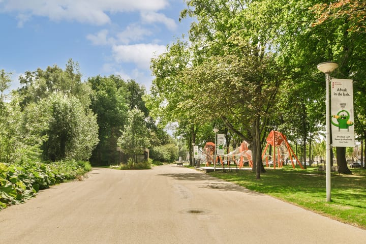 Photo 23 of Nicolaas Anslijnstraat 181