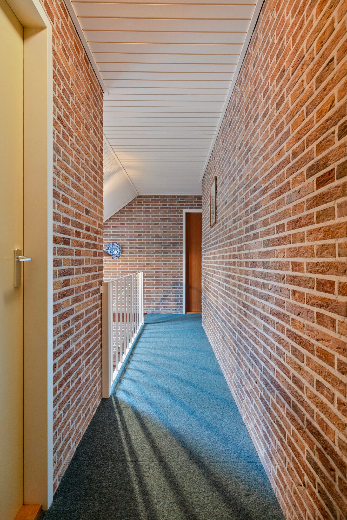 Photo 27 of Tusseler 85