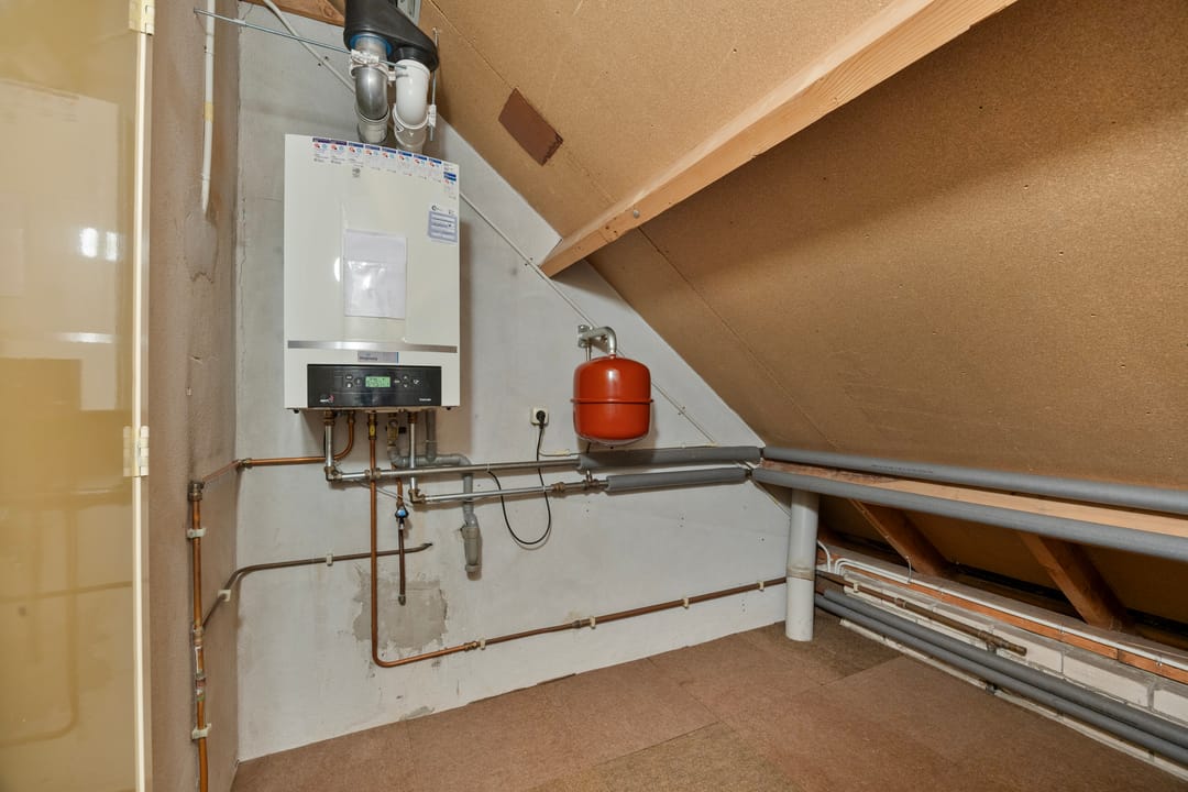 Photo 37 of Tusseler 85