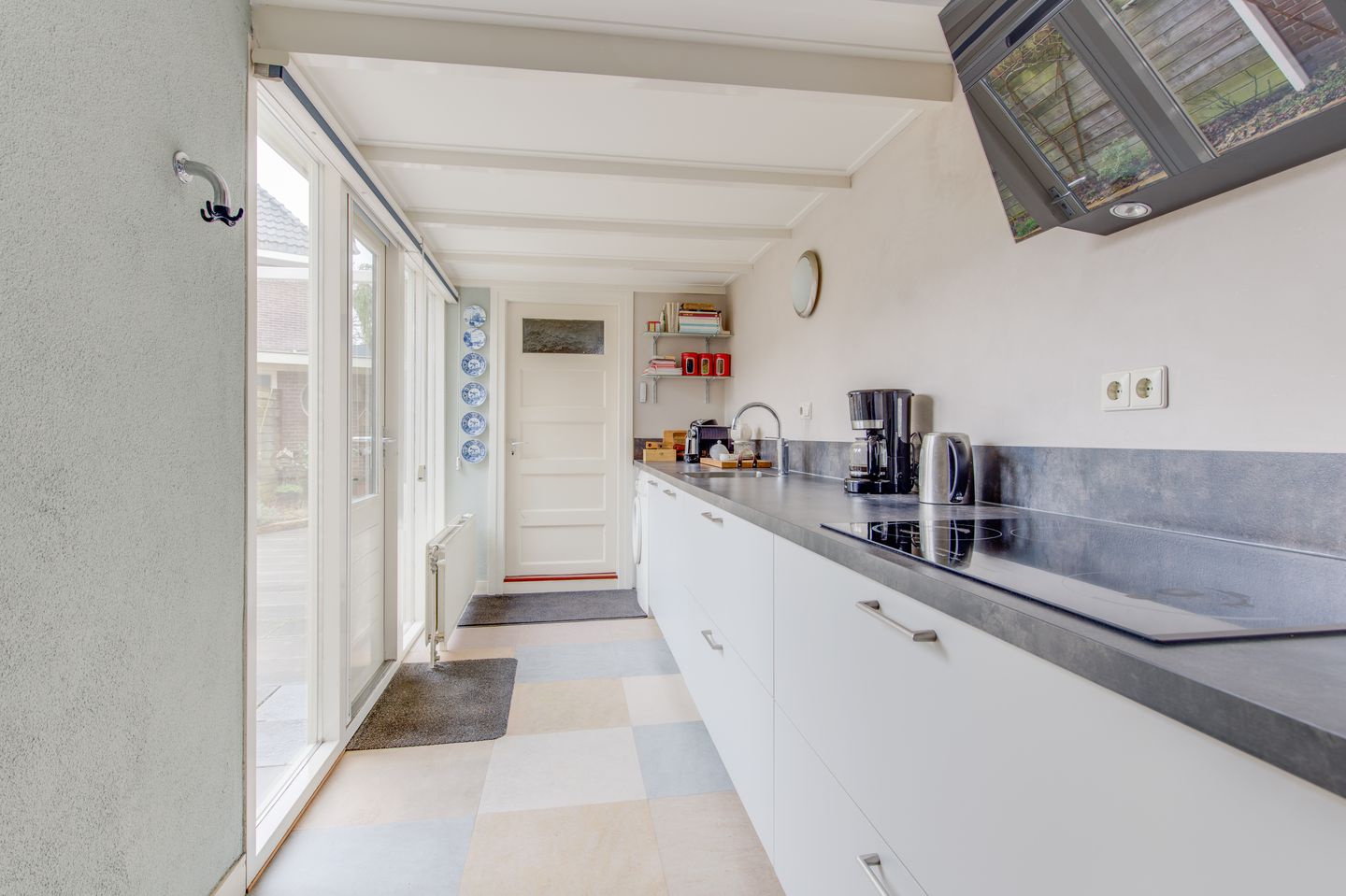 Foto 19 van Van Houtenkade 16