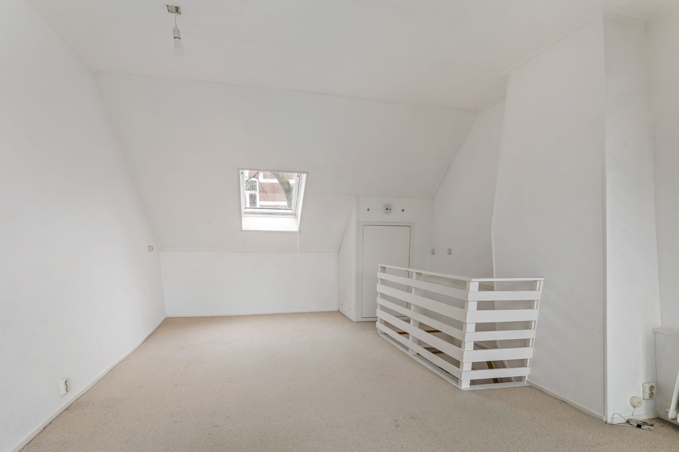 Foto 9 van Dillenburgstraat 37