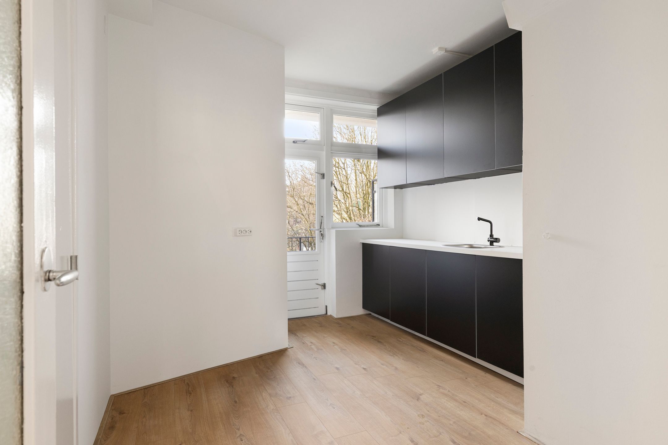 Foto 12 van Loeffstraat 13-B