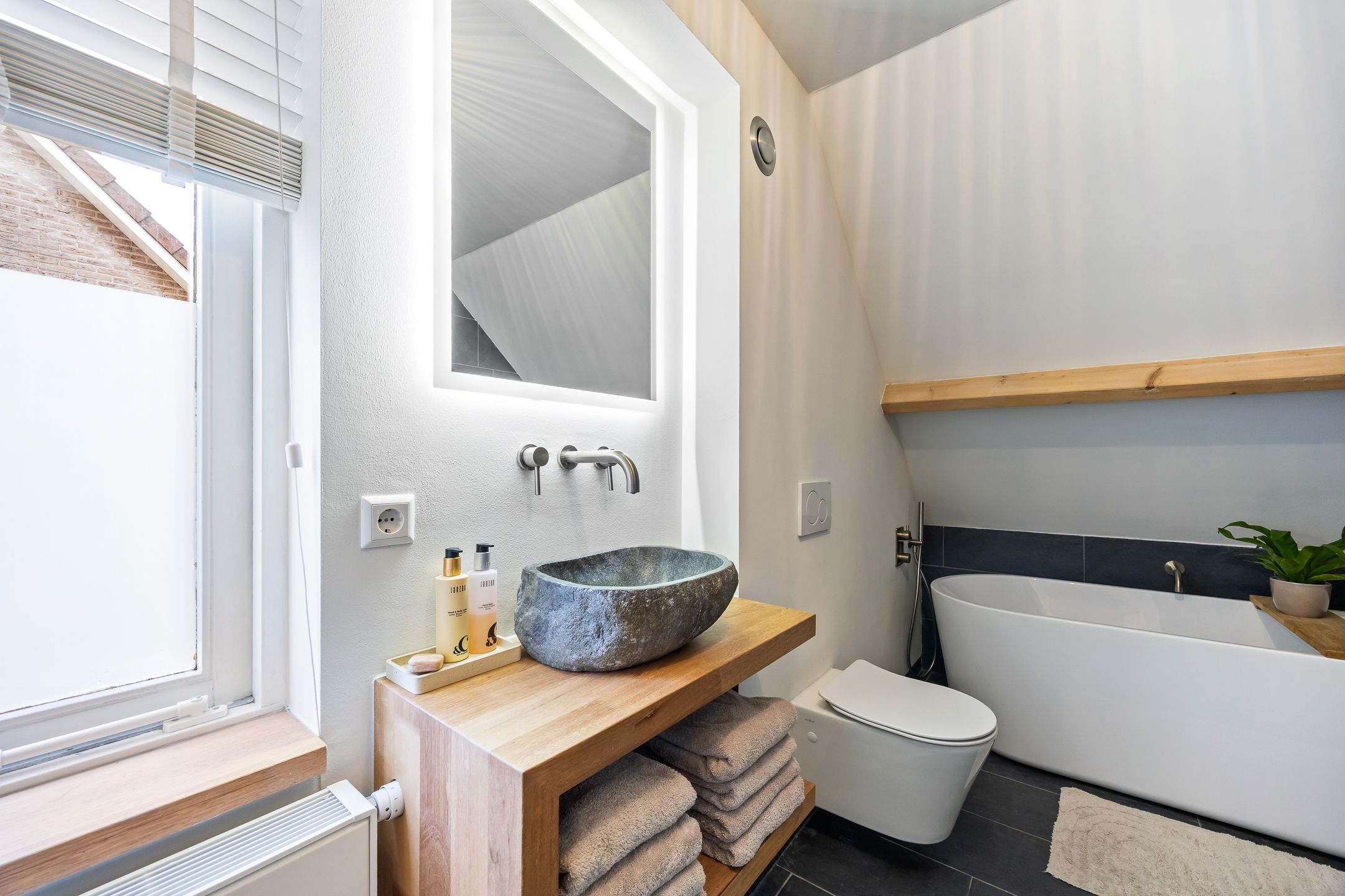 Foto 33 van Ambachtshof 4