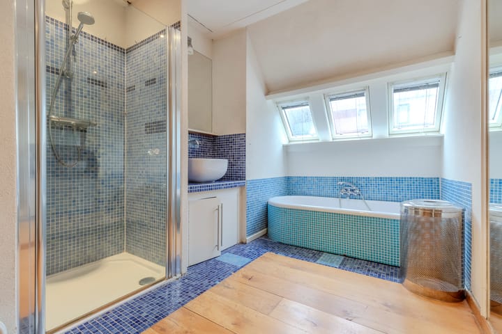 Photo 3 of Oede van Hoornestraat 12