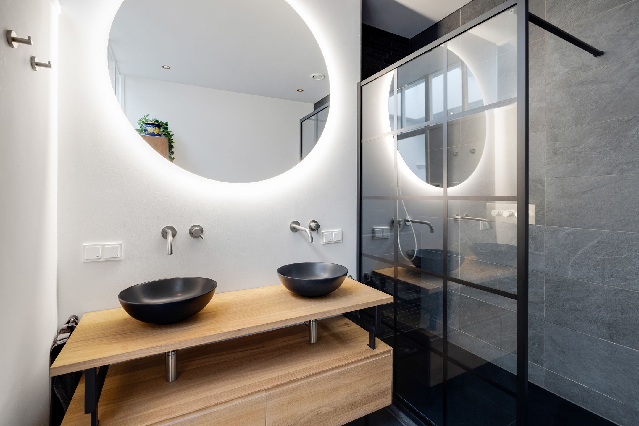 Foto 66 van 's-Gravendijkwal 101