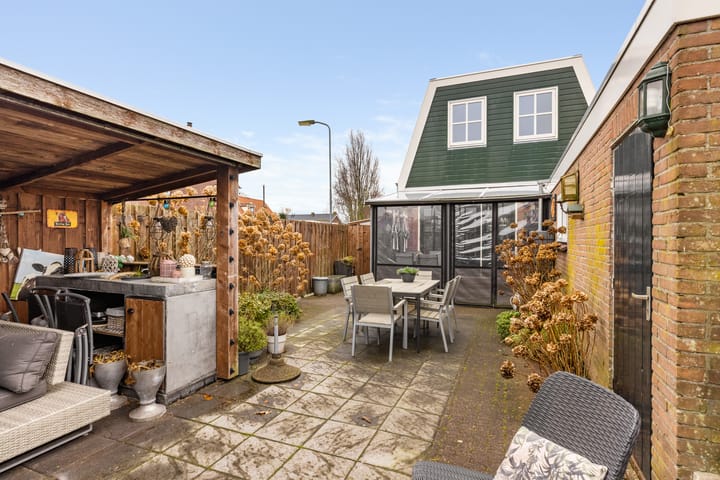 Foto 2 van Dokter Rutgers van der Loeffstraat 15