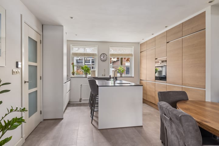 Foto 15 van Dokter Rutgers van der Loeffstraat 15