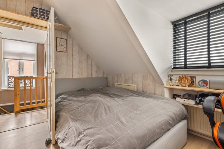 Foto 25 van Dokter Rutgers van der Loeffstraat 15