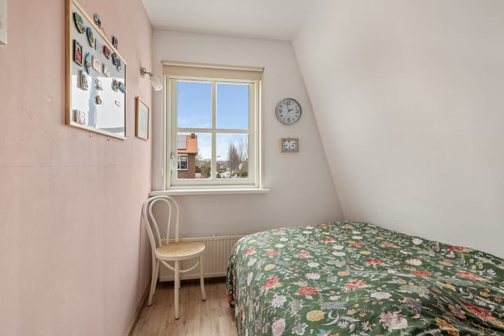 Foto 30 van Dokter Rutgers van der Loeffstraat 15