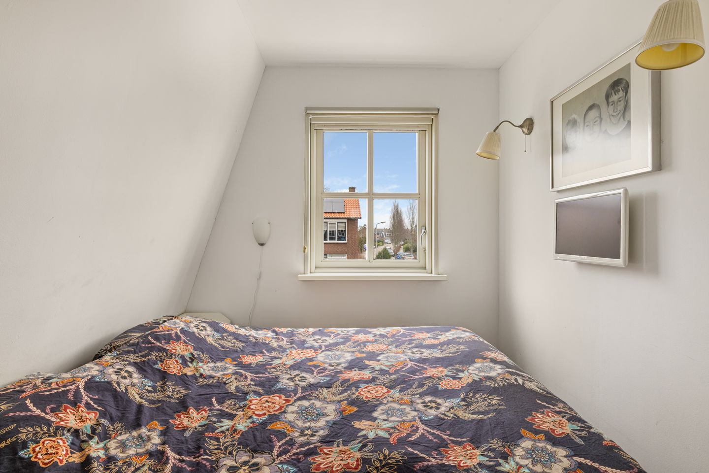 Photo 34 of Dokter Rutgers van der Loeffstraat 15
