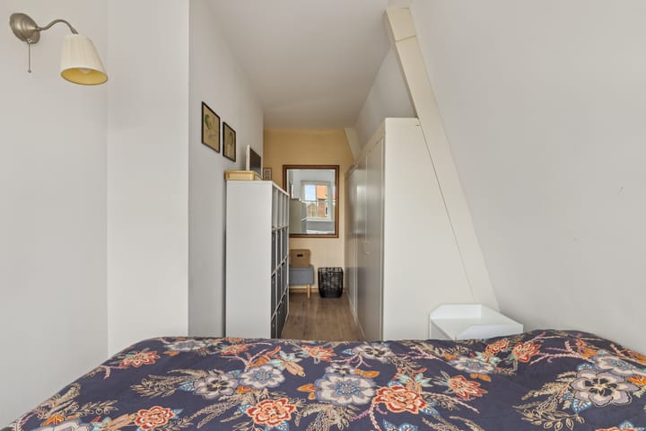 Foto 37 van Dokter Rutgers van der Loeffstraat 15