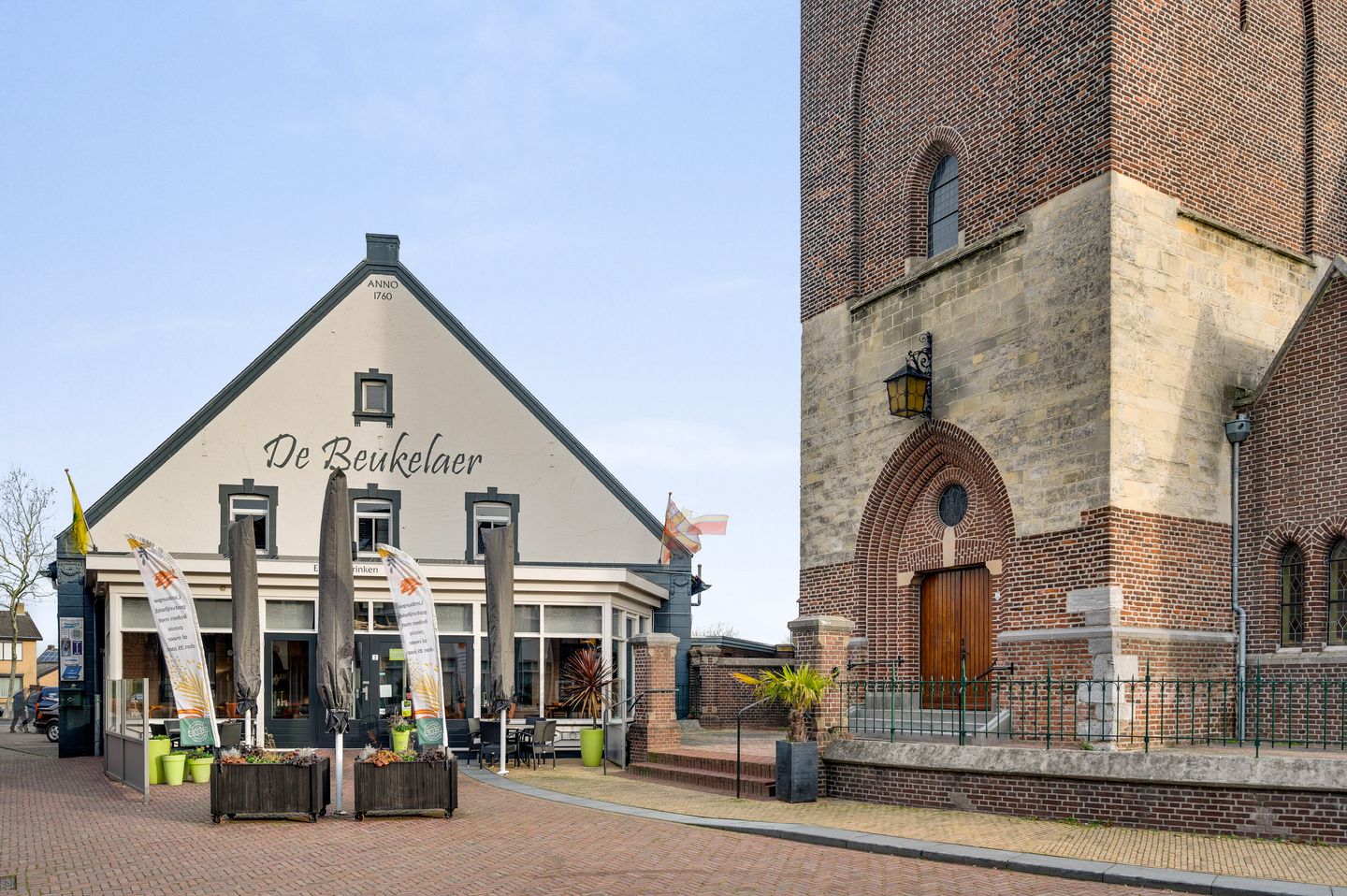Bekijk foto 1 van Kerkstraat 2