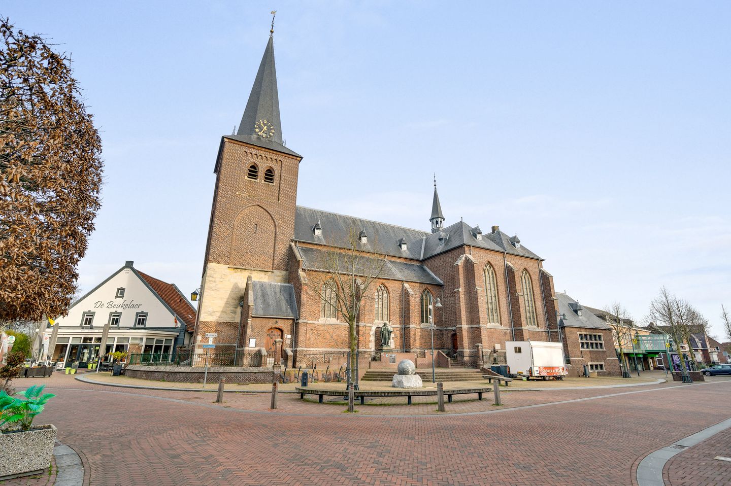 Bekijk foto 2 van Kerkstraat 2