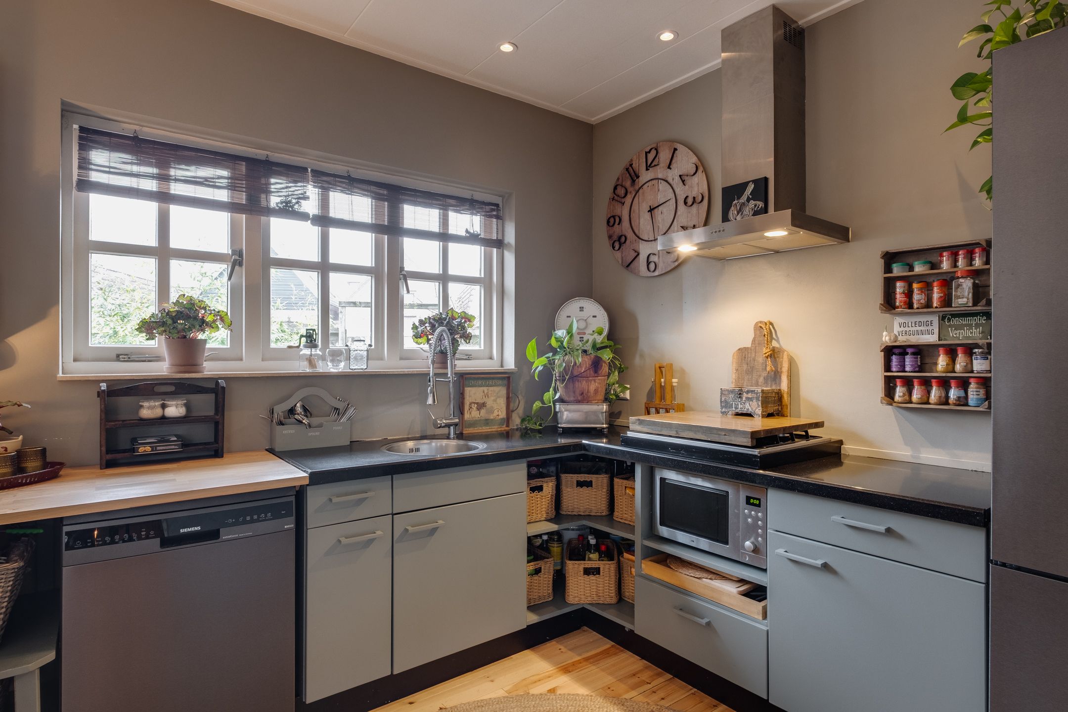 Foto 9 van Lange Molenstraat 6