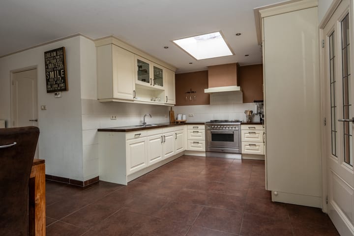 Foto 15 van Doorsneeweg 33